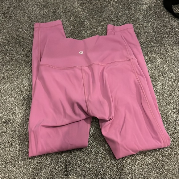 Lululemon size 4 magenta leggings - Picture 2 of 4